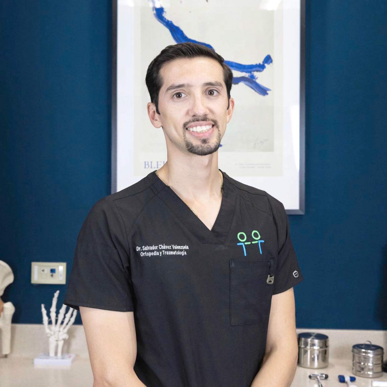 Dr. Salvador Chavez Valenzuela