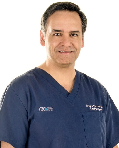 Dr. Arturo Martínez Gamboa