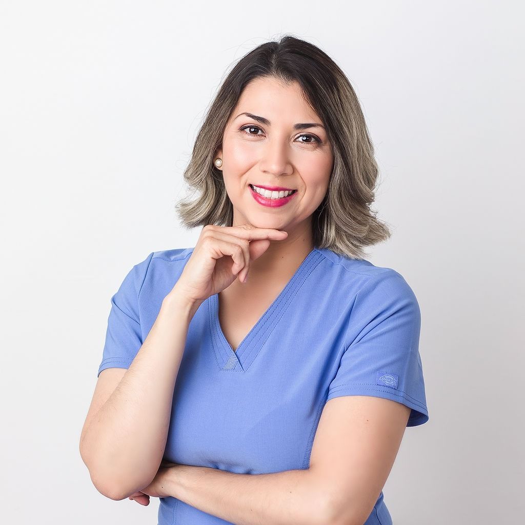 Dra. Karla Yudith Saldivar Hernández Cervantes & Aragón
